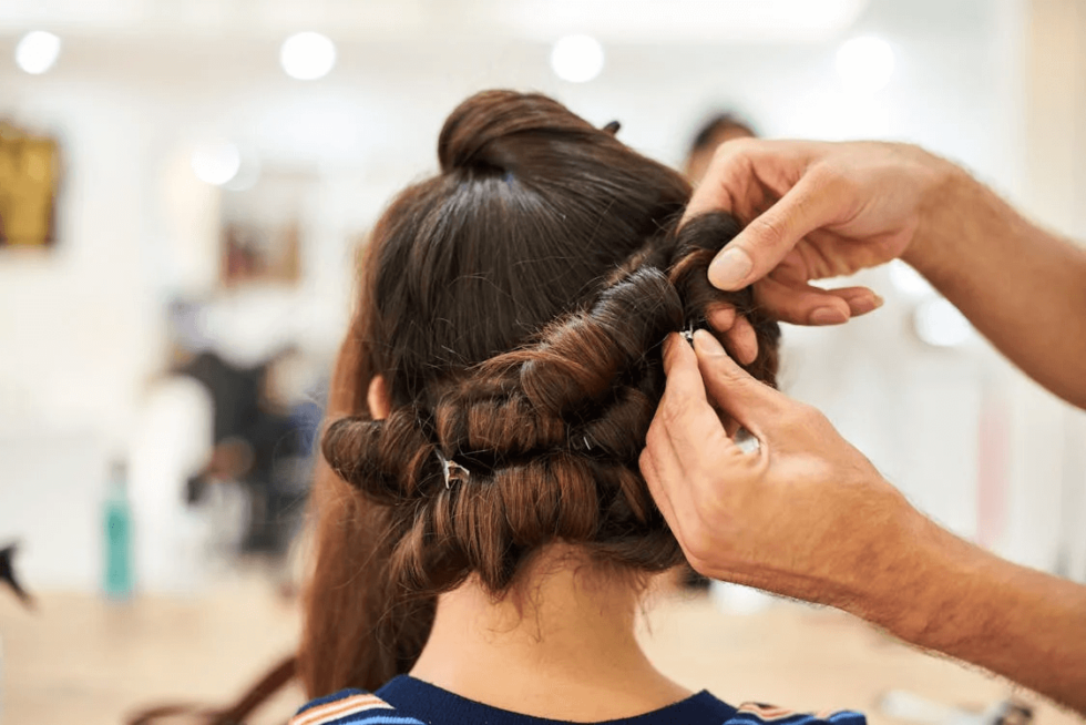 Wie Lange Dauert Die Ausbildung Zum Friseur haar-experten.de